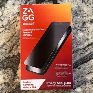 Screen protector for Samsung Galaxy S24.